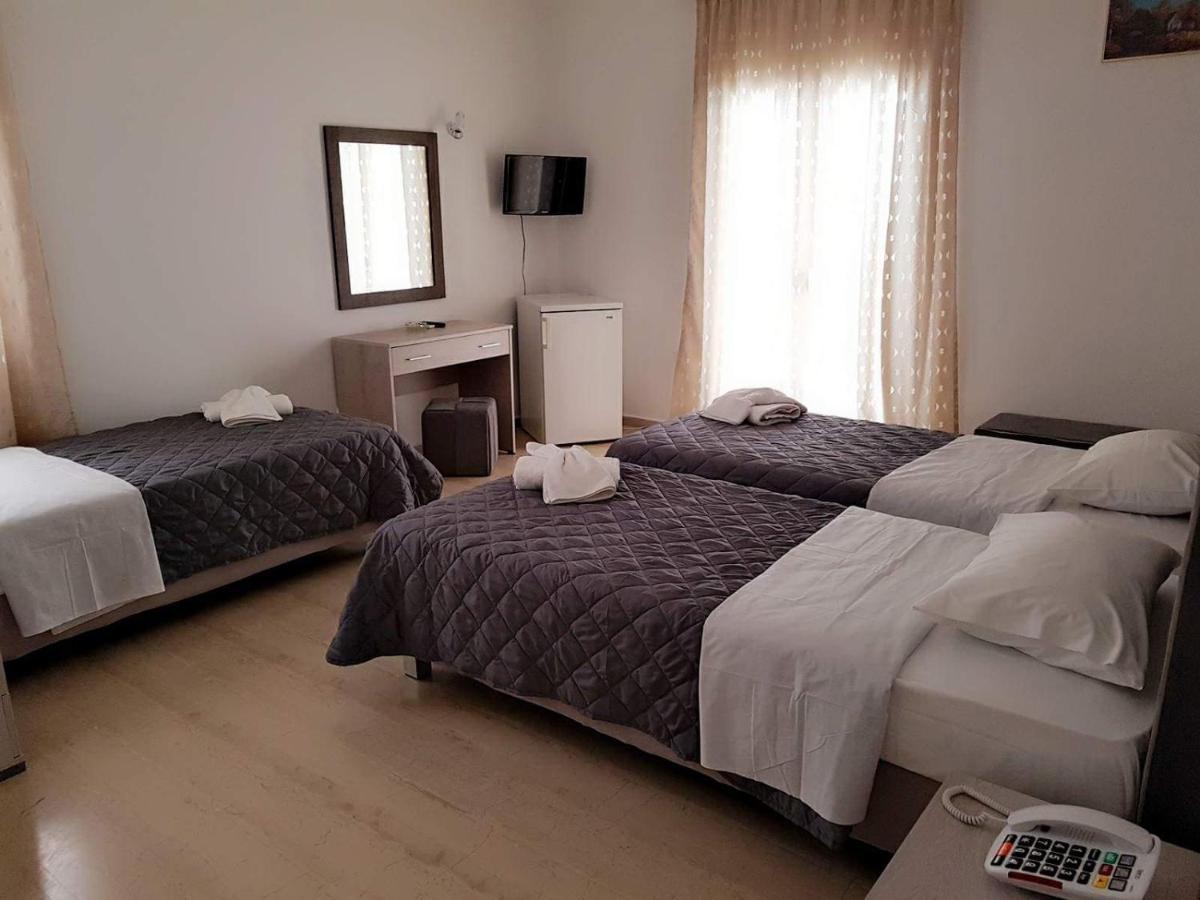 Nikos Hotel Karterados  Bagian luar foto