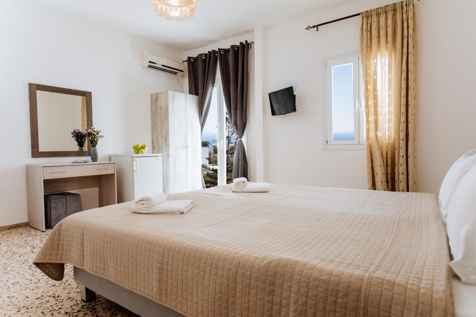 Nikos Hotel Karterados  Bagian luar foto